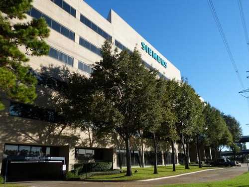 Gateway I - Airport Houston office space available now - zip 77032