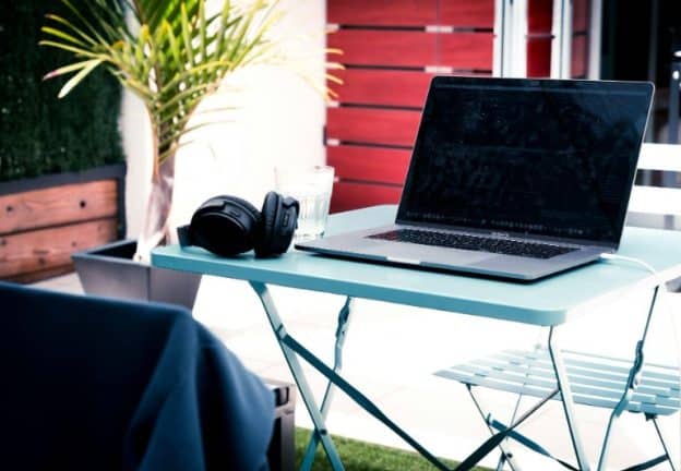 Outdoor Office Spaces